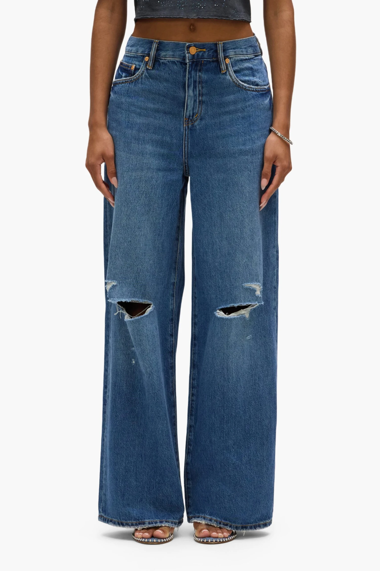 Baggy Knee Slit 3 Baggy Knee Slit