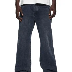 P018 Royalties Canvas